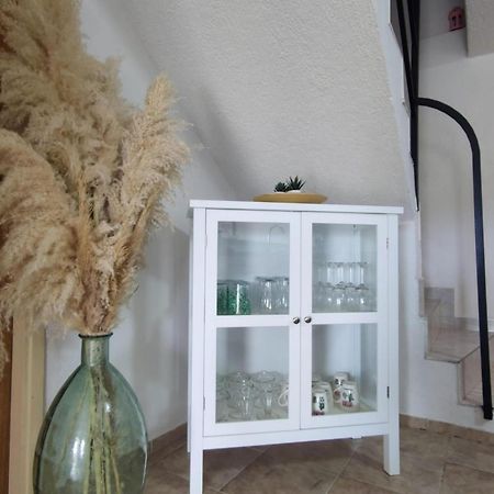 Scenic Sea View,Three Bedroom Villa With Pool Τρογκίρ Εξωτερικό φωτογραφία