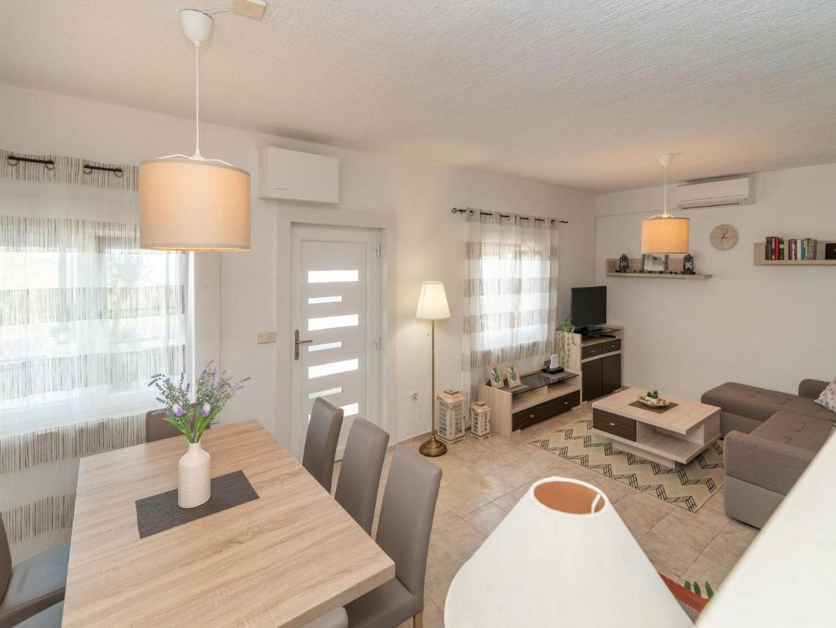 Scenic Sea View,Three Bedroom Villa With Pool Τρογκίρ Εξωτερικό φωτογραφία