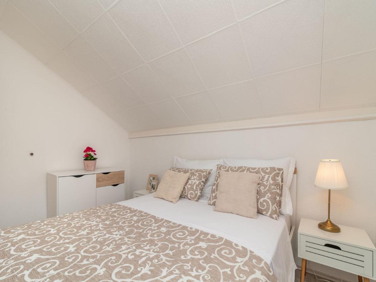Scenic Sea View,Three Bedroom Villa With Pool Τρογκίρ Εξωτερικό φωτογραφία
