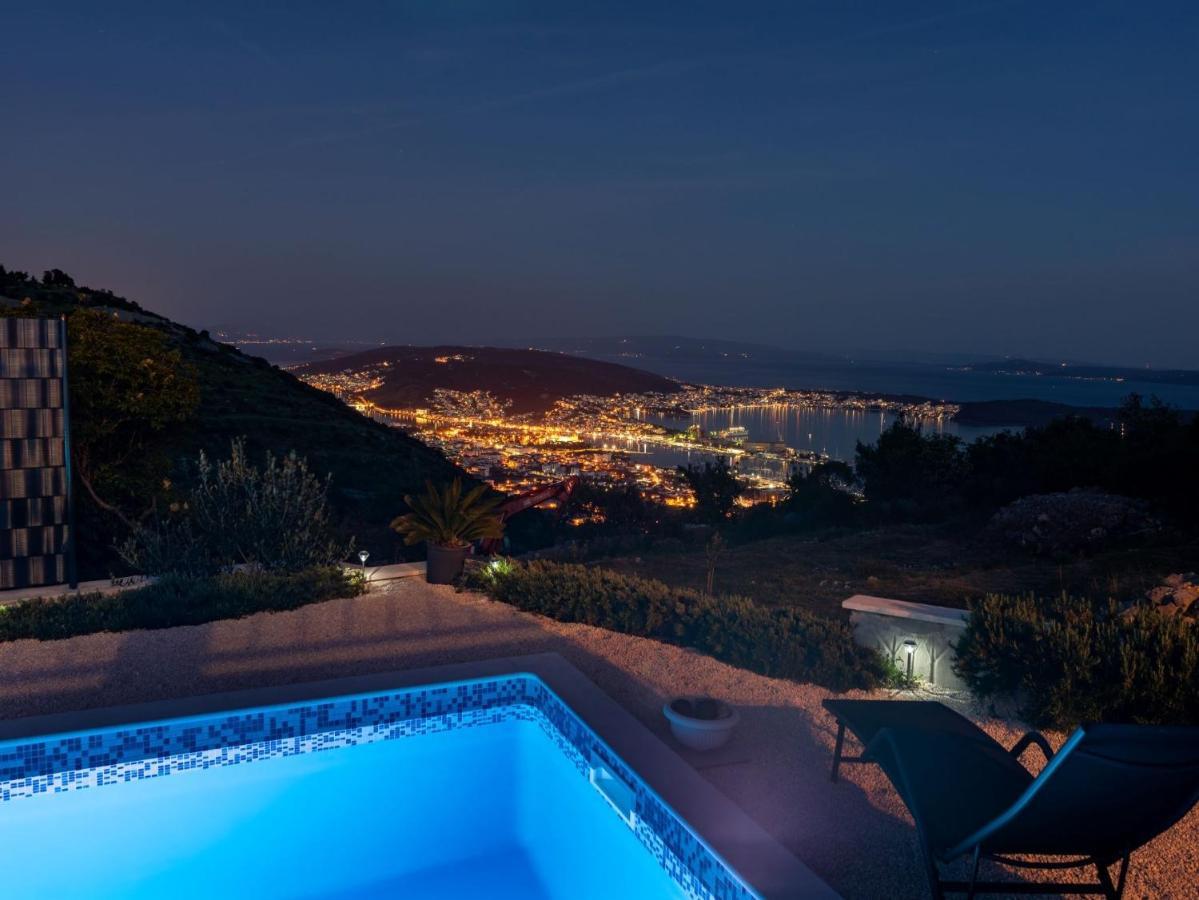 Scenic Sea View,Three Bedroom Villa With Pool Τρογκίρ Εξωτερικό φωτογραφία