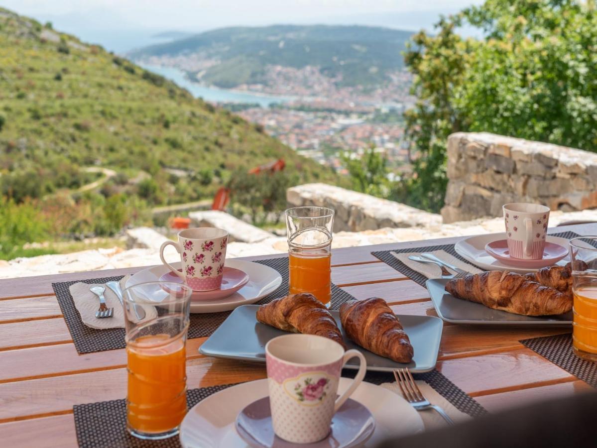 Scenic Sea View,Three Bedroom Villa With Pool Τρογκίρ Εξωτερικό φωτογραφία